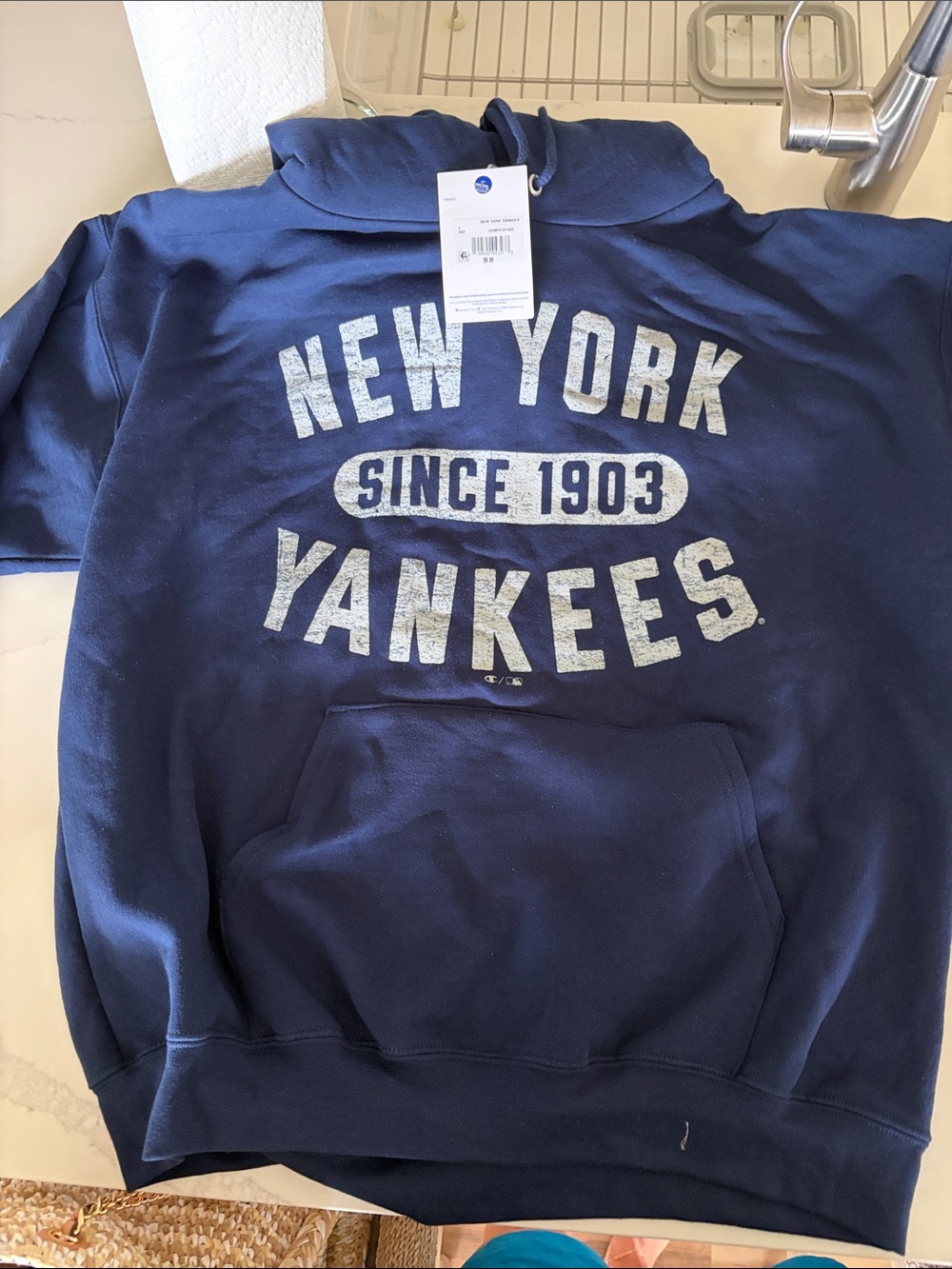Champion Navy New York Yankees Crewneck Sweatshirt